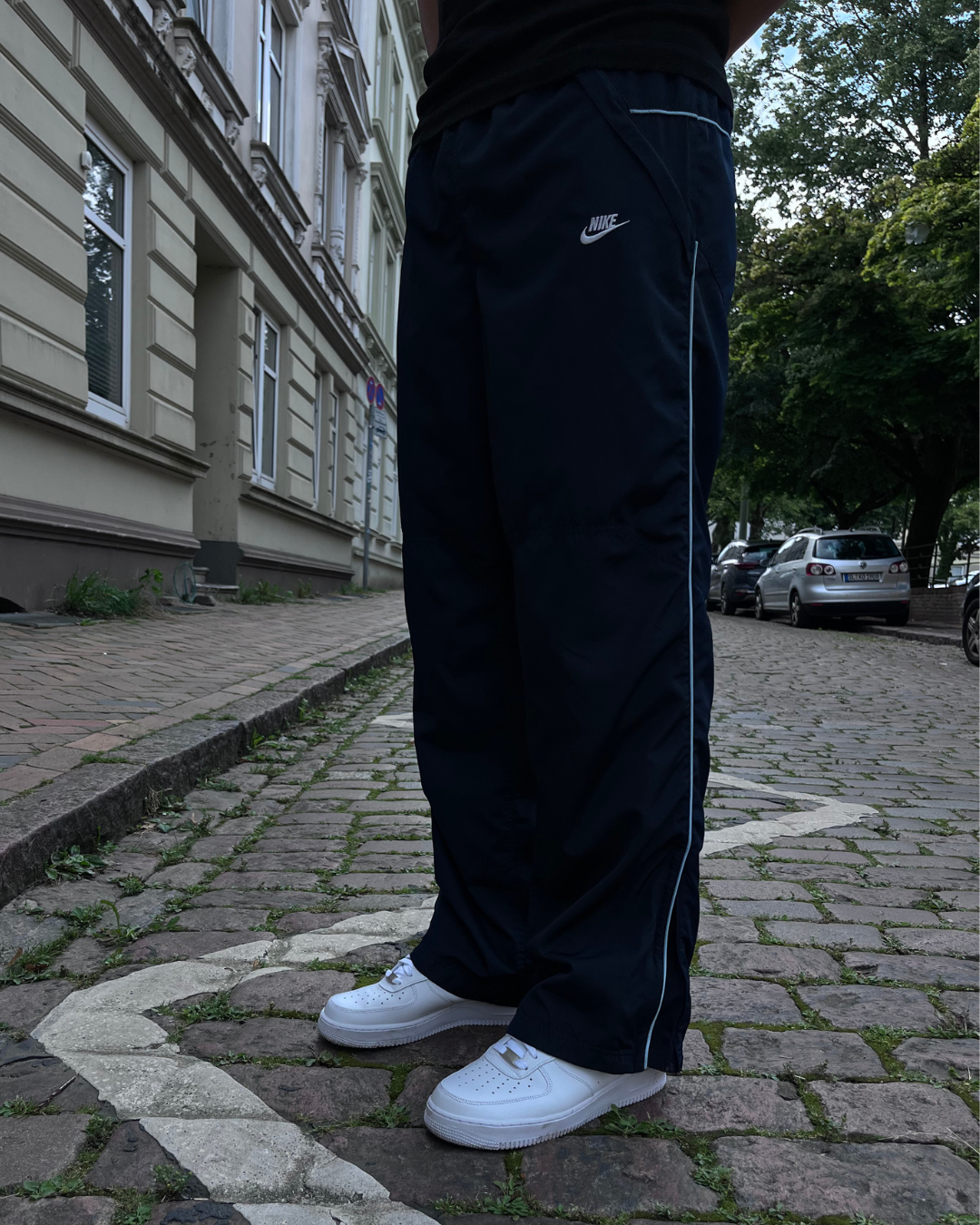 Schwarze 90s Trackpants – Original Vintage Jogginghosen im Retro-Streetwear Stil