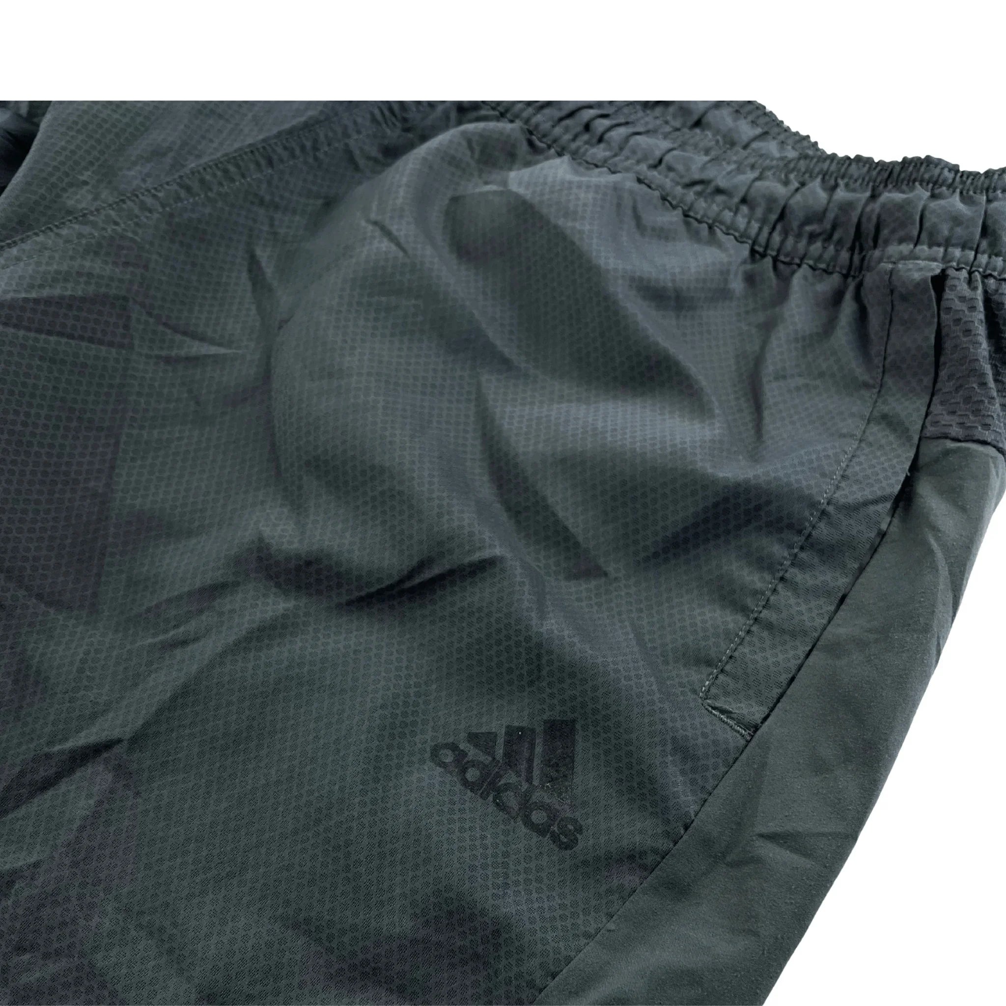 Adidas Trackpants Vintage Schwarz von Kickvault mit elastischem Bund und seitlicher Tasche