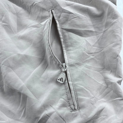 Reißverschlusstasche an der Adidas Trainingsjacke Vintage 2000er aus grauem Stoff