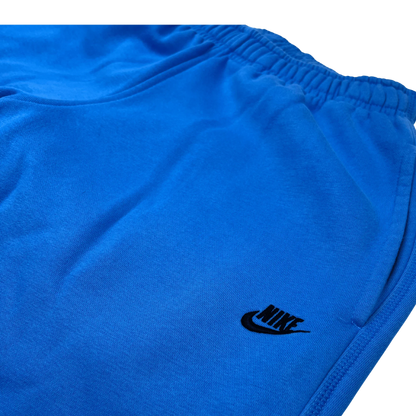 Nike Jogginghose Vintage hellblau baggy fit von Kickvault mit elastischem Bund und schwarzem Logo