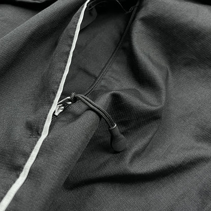 Nike Trainingsjacke Vintage in Schwarz mit Reißverschluss und Kordelzug von Kickvault