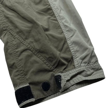 Kickvault Premium Vintage Sporthose Herren aus robustem Material mit verstellbarem Klettverschluss an den Beinen