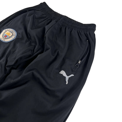 Schwarze Puma Manchester City Jogginghose mit elastischem Bund und Vereinslogo Puma Manchester City Jogginghose kaufen